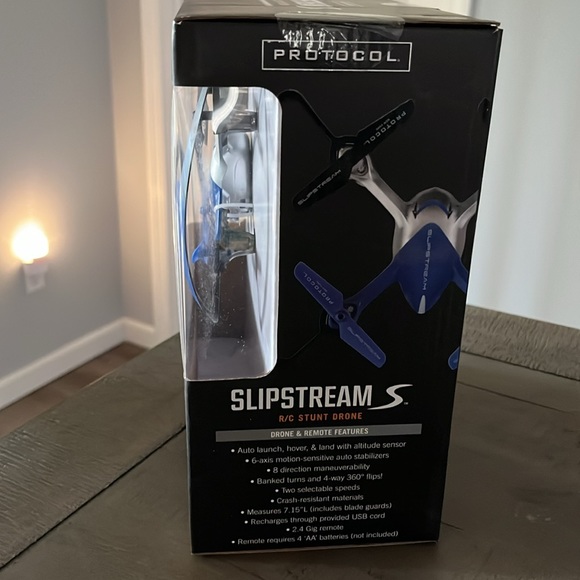 Slipstream S Remote Control Stunt Drone - Picture 5 of 9